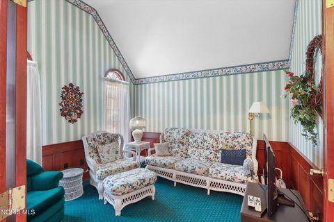 Tiny photo for 4349 Glendale Avenue, Toledo, OH 43614 (MLS # 10004830)