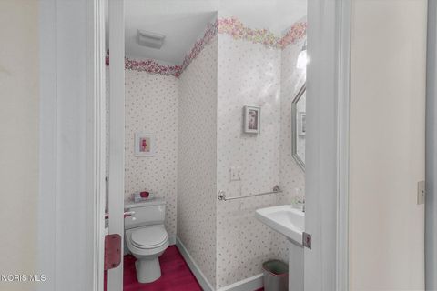 Tiny photo for 4349 Glendale Avenue, Toledo, OH 43614 (MLS # 10004830)