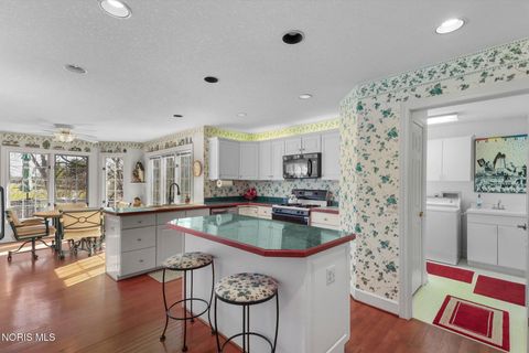 Tiny photo for 4349 Glendale Avenue, Toledo, OH 43614 (MLS # 10004830)