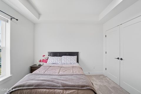 Tiny photo for 136 Barton Creek Drive, Perrysburg, OH 43551 (MLS # 10004590)