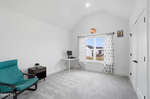 Tiny photo for 136 Barton Creek Drive, Perrysburg, OH 43551 (MLS # 10004590)