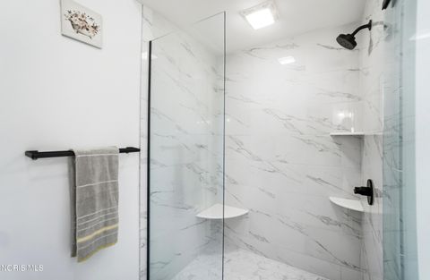 Tiny photo for 136 Barton Creek Drive, Perrysburg, OH 43551 (MLS # 10004590)