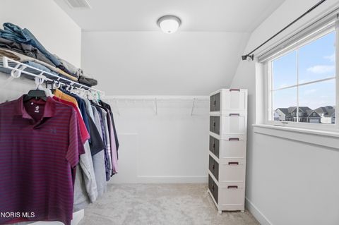 Tiny photo for 136 Barton Creek Drive, Perrysburg, OH 43551 (MLS # 10004590)