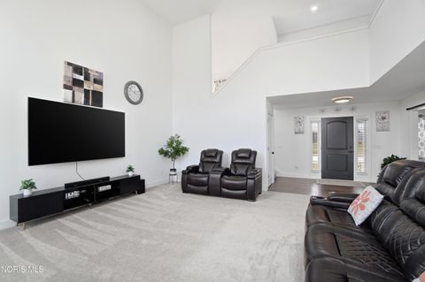 Tiny photo for 136 Barton Creek Drive, Perrysburg, OH 43551 (MLS # 10004590)