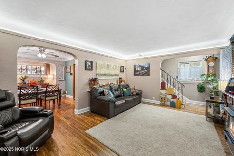 Tiny photo for 3438 Rushland Avenue, Toledo, OH 43606 (MLS # 10000369)