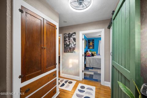 Tiny photo for 3438 Rushland Avenue, Toledo, OH 43606 (MLS # 10000369)
