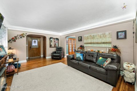 Tiny photo for 3438 Rushland Avenue, Toledo, OH 43606 (MLS # 10000369)