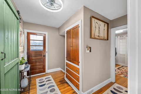Tiny photo for 3438 Rushland Avenue, Toledo, OH 43606 (MLS # 10000369)