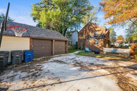 Tiny photo for 3438 Rushland Avenue, Toledo, OH 43606 (MLS # 10000369)