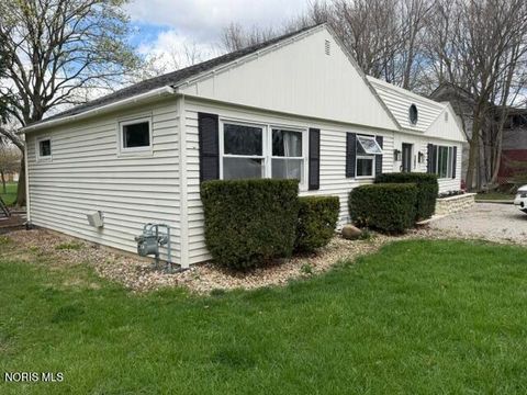 Tiny photo for 302 Kilbourne Street, Sycamore, OH 44882 (MLS # 10006007)