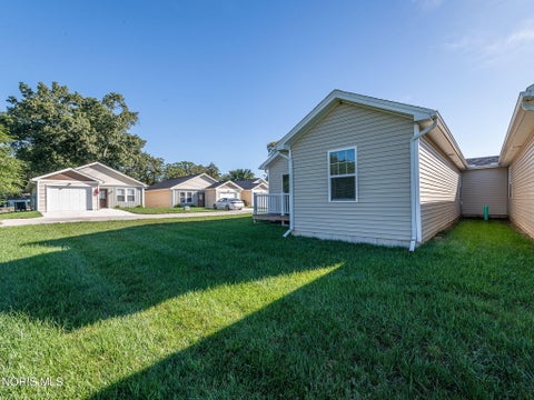 Tiny photo for 5748 Aurora Place, Sylvania, OH 43560 (MLS # 10013741)