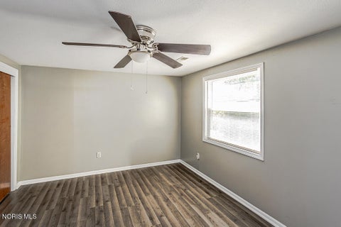 Tiny photo for 808 Butterfield Drive, Toledo, OH 43615 (MLS # 10013993)