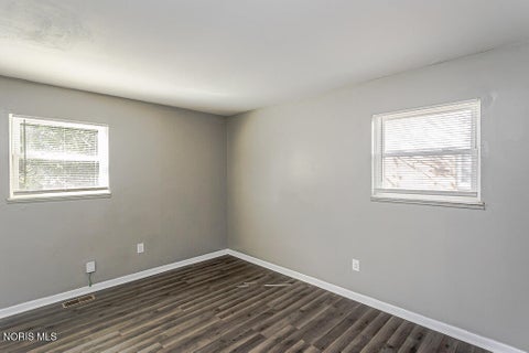 Tiny photo for 808 Butterfield Drive, Toledo, OH 43615 (MLS # 10013993)
