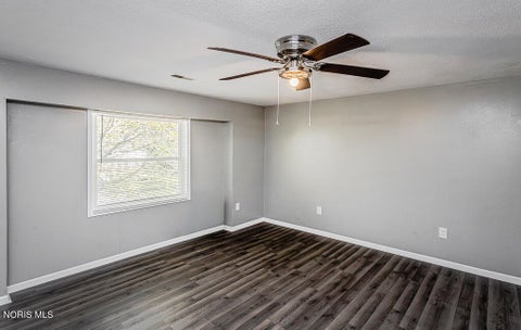 Tiny photo for 808 Butterfield Drive, Toledo, OH 43615 (MLS # 10013993)