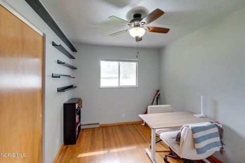 Tiny photo for 5946 E Heights Drive, Toledo, OH 43613 (MLS # 10010503)