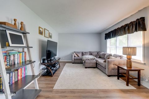 Tiny photo for 5946 E Heights Drive, Toledo, OH 43613 (MLS # 10010503)