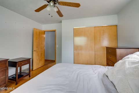Tiny photo for 5946 E Heights Drive, Toledo, OH 43613 (MLS # 10010503)
