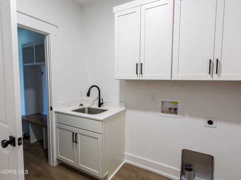 Tiny photo for 8501 Alyssa Way, Monclova, OH 43542 (MLS # 10005574)