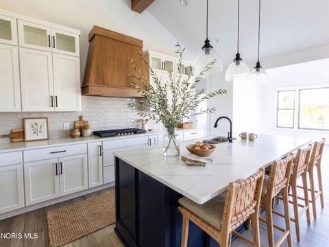 Tiny photo for 8501 Alyssa Way, Monclova, OH 43542 (MLS # 10005574)