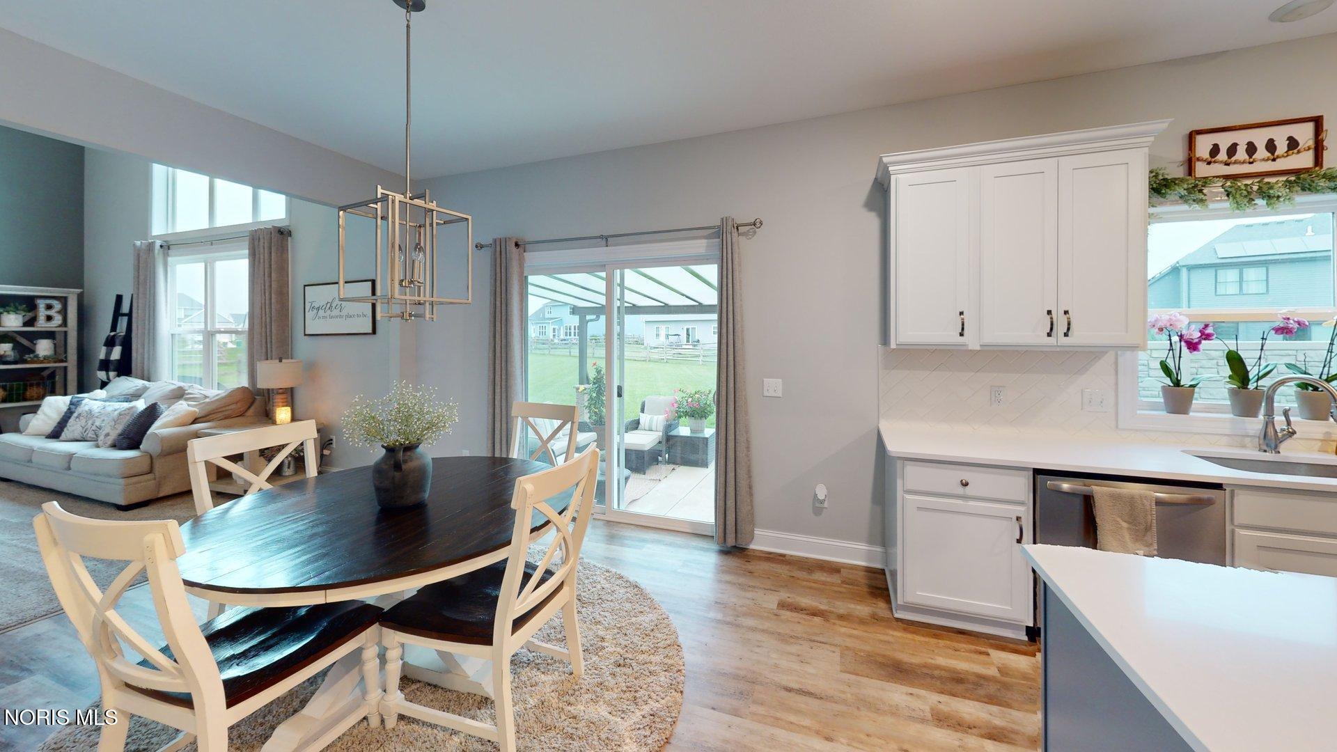 9831 Coopers Hawk Court