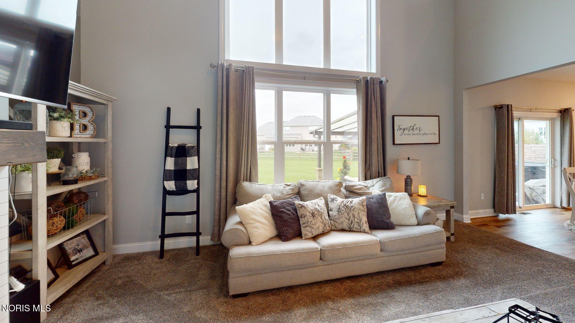9831 Coopers Hawk Court
