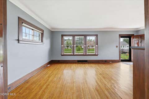 Tiny photo for 2640 104th Street, Toledo, OH 43611 (MLS # 10012061)