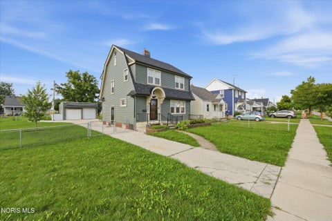 Tiny photo for 2640 104th Street, Toledo, OH 43611 (MLS # 10012061)