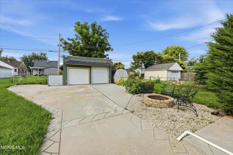 Tiny photo for 2640 104th Street, Toledo, OH 43611 (MLS # 10012061)