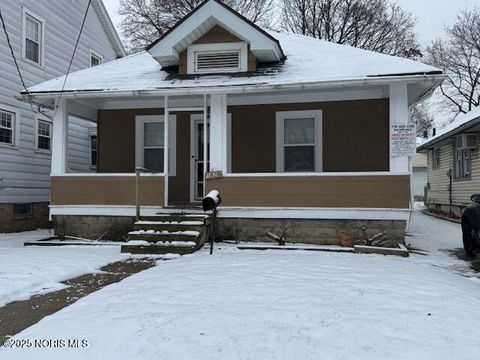 Photo of 1829 Talbot Street, Toledo, OH 43613 (MLS # 10002667)