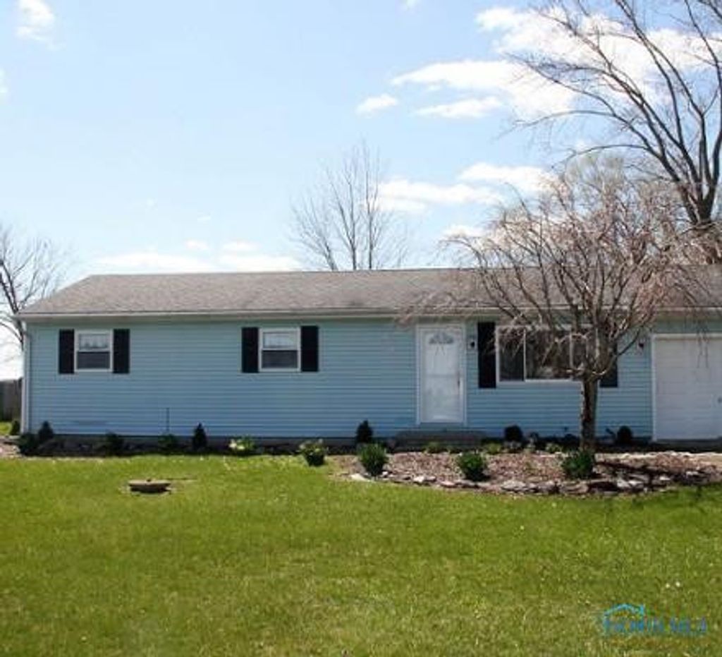Photo for 10917 Nelson Road, Bowling Green, OH 43402 (MLS # 6136927)