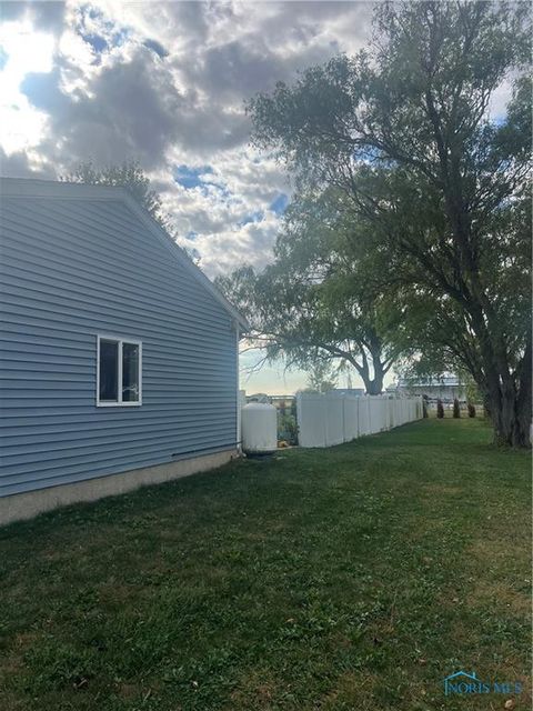 Tiny photo for 10917 Nelson Road, Bowling Green, OH 43402 (MLS # 6136927)