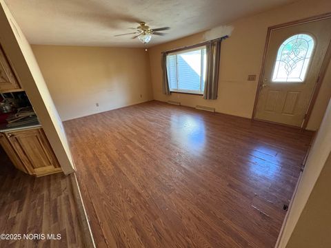 Tiny photo for 6079 Whiteford Center Road, Toledo, OH 43613 (MLS # 10000188)