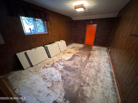 Tiny photo for 6079 Whiteford Center Road, Toledo, OH 43613 (MLS # 10000188)
