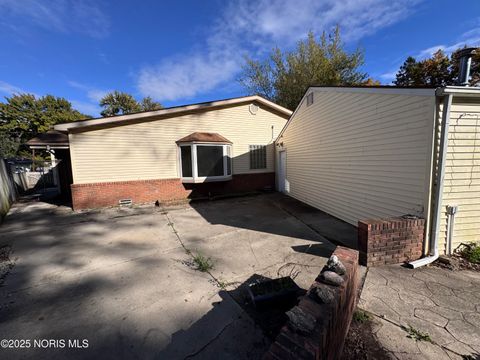 Tiny photo for 6079 Whiteford Center Road, Toledo, OH 43613 (MLS # 10000188)