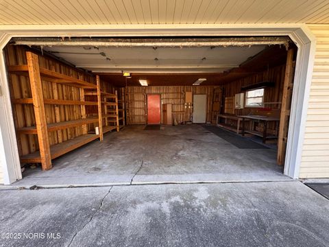 Tiny photo for 6079 Whiteford Center Road, Toledo, OH 43613 (MLS # 10000188)