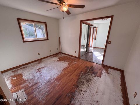 Tiny photo for 6079 Whiteford Center Road, Toledo, OH 43613 (MLS # 10000188)