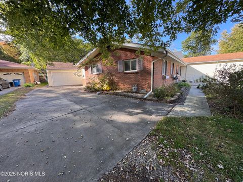 Tiny photo for 6079 Whiteford Center Road, Toledo, OH 43613 (MLS # 10000188)