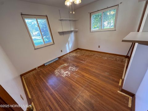 Tiny photo for 6079 Whiteford Center Road, Toledo, OH 43613 (MLS # 10000188)