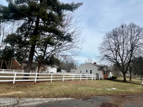 Tiny photo for 4906 Swanbrook Court, Toledo, OH 43614 (MLS # 10004356)