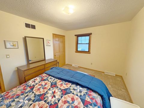 Tiny photo for 818 Lafayette Boulevard, Bowling Green, OH 43402 (MLS # 10001756)