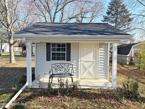 Tiny photo for 818 Lafayette Boulevard, Bowling Green, OH 43402 (MLS # 10001756)