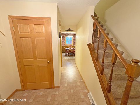 Tiny photo for 818 Lafayette Boulevard, Bowling Green, OH 43402 (MLS # 10001756)