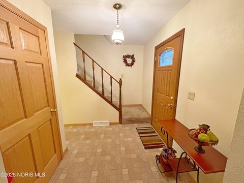 Tiny photo for 818 Lafayette Boulevard, Bowling Green, OH 43402 (MLS # 10001756)