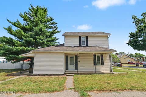 Photo of 322 Seneca Street, Defiance, OH 43512 (MLS # 10010937)