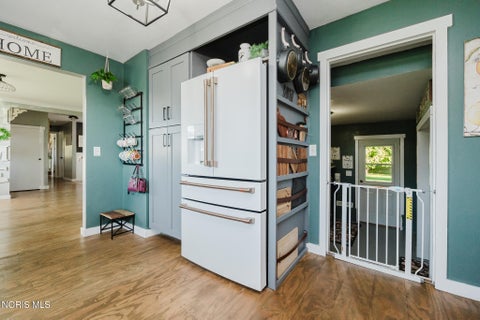 Tiny photo for 1628 W Main Cross Street, Findlay, OH 45840 (MLS # 10014703)