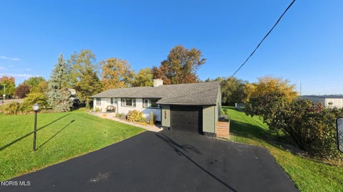 Tiny photo for 1628 W Main Cross Street, Findlay, OH 45840 (MLS # 10014703)