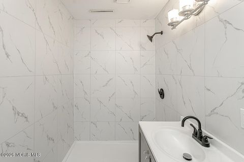 Tiny photo for 5922 Gany Mede Drive, Toledo, OH 43623 (MLS # 10003979)