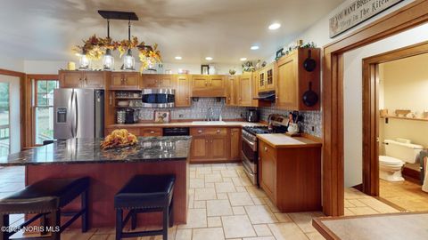 Tiny photo for 2137 Drouillard Road, Northwood, OH 43619 (MLS # 10000561)