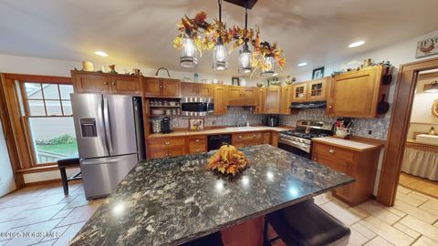 Tiny photo for 2137 Drouillard Road, Northwood, OH 43619 (MLS # 10000561)