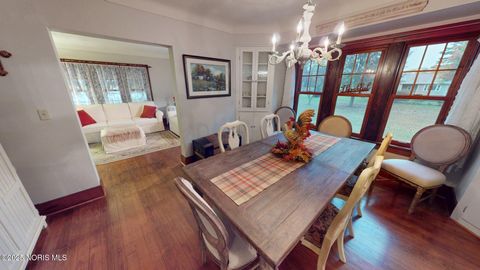 Tiny photo for 2137 Drouillard Road, Northwood, OH 43619 (MLS # 10000561)